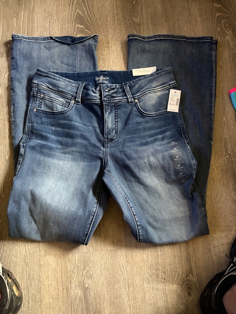 NWT ever flex flare jeans